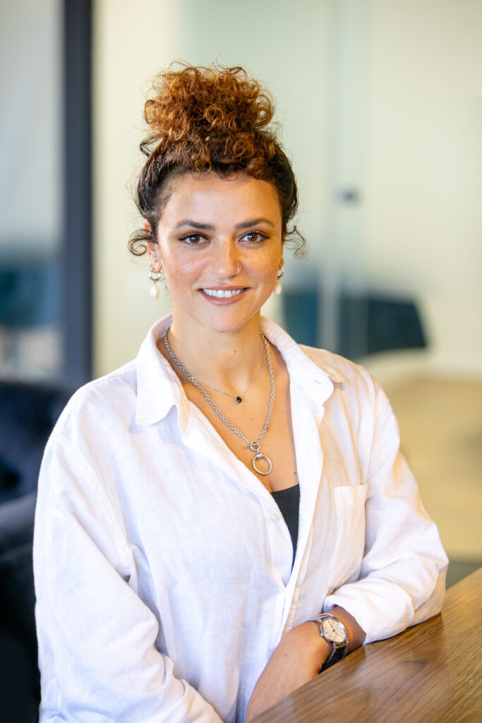 לאה מלכי - רישוי ושירות לקוחות - חברת רותם אנרגיה