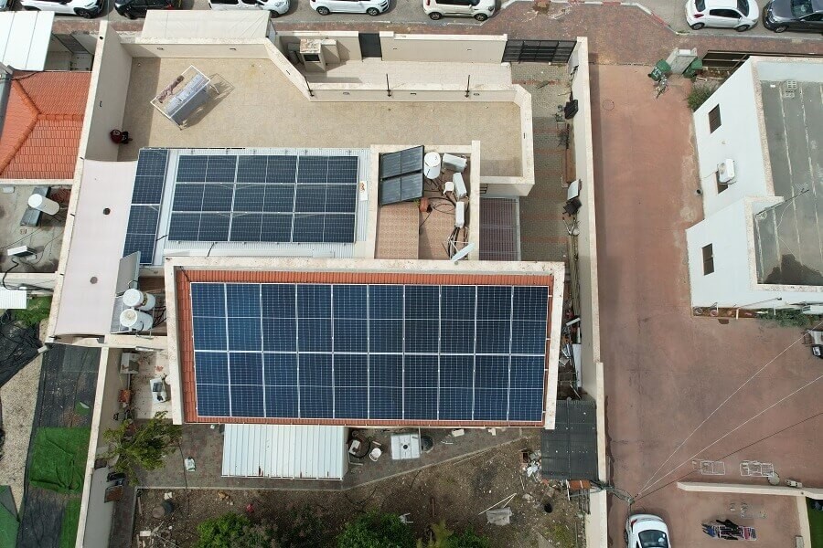 מערכת סולארית מבית רותם אנרגיה לתשואה מרשימה בבית פרטי